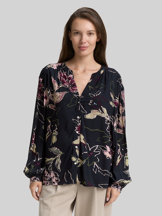 Loose fit blouse with pattern - big flower design