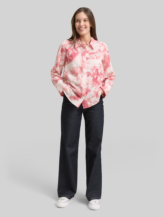 Shirt blouse with pattern - red brushed flower design