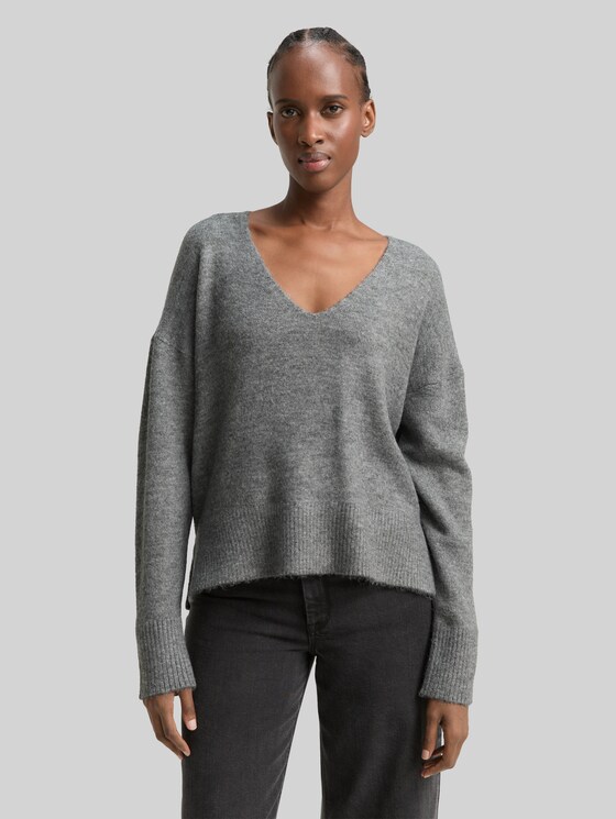 Relaxed fit knitted jumper with V-neck - Stormy Gray Melange