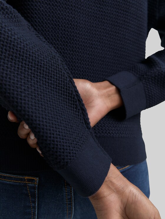 Round-neck knitted jumper - sky captain blue