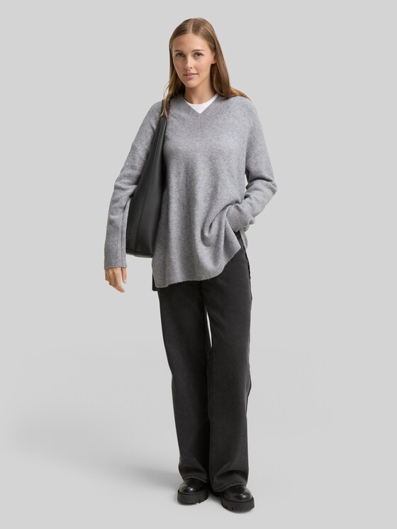 Longstyle knitted jumper with V-neckline - Cement Grey Mélange