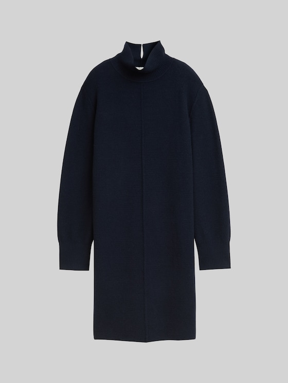 Knitted dress with stand-up collar - Lunar Eclipse