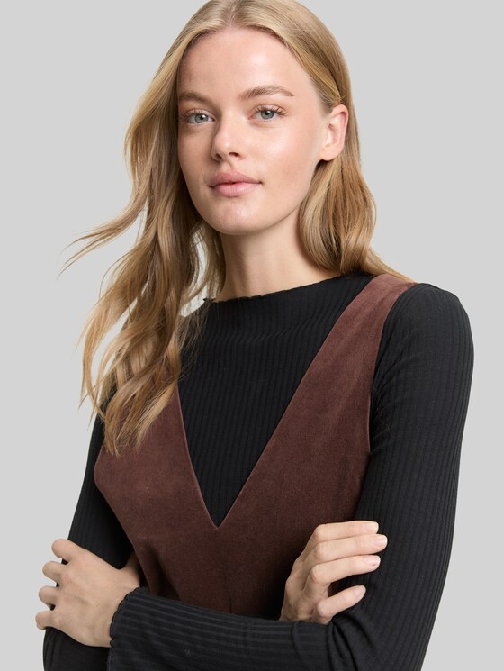 Mini dress made of velvet - soft chocolate brown