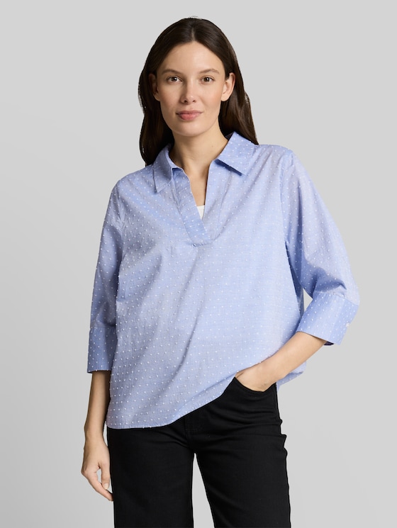 Loose-fit blouse with embroidery - blue white dobby