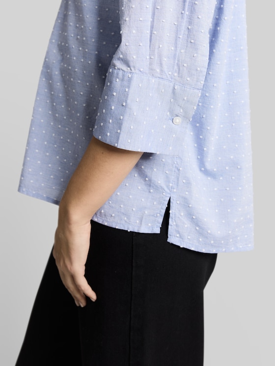 Loose-fit blouse with embroidery - blue white dobby