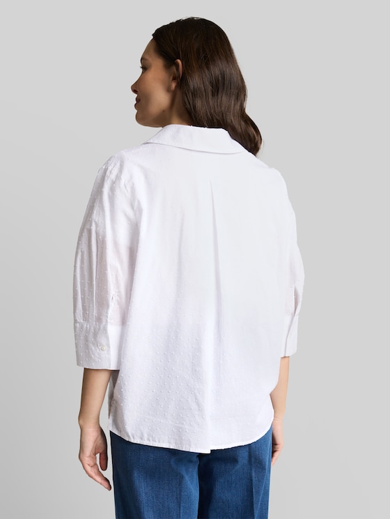 Loose-fit blouse with embroidery - white dobby
