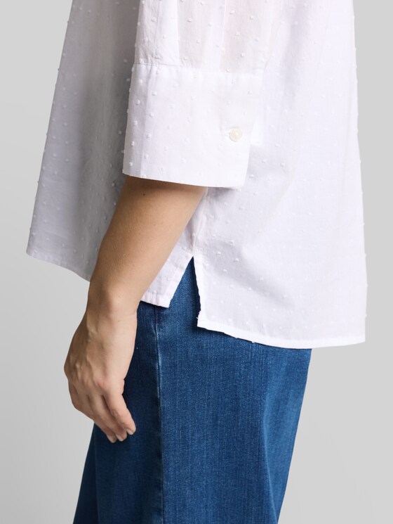 Loose-fit blouse with embroidery - white dobby