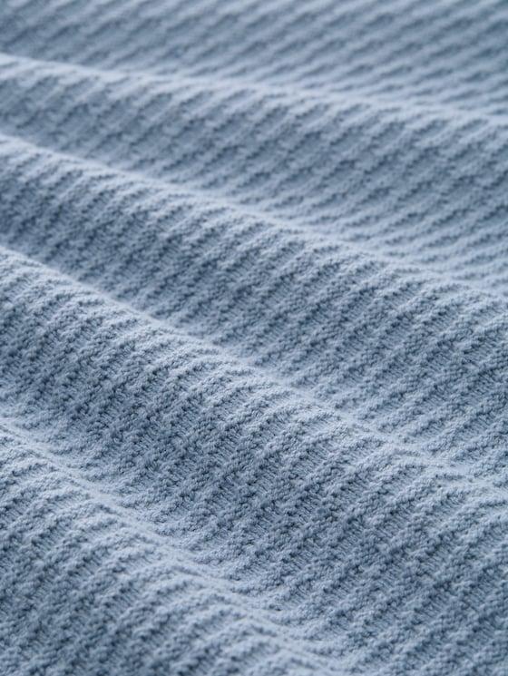 Round-neck knitted jumper - faded denim blue