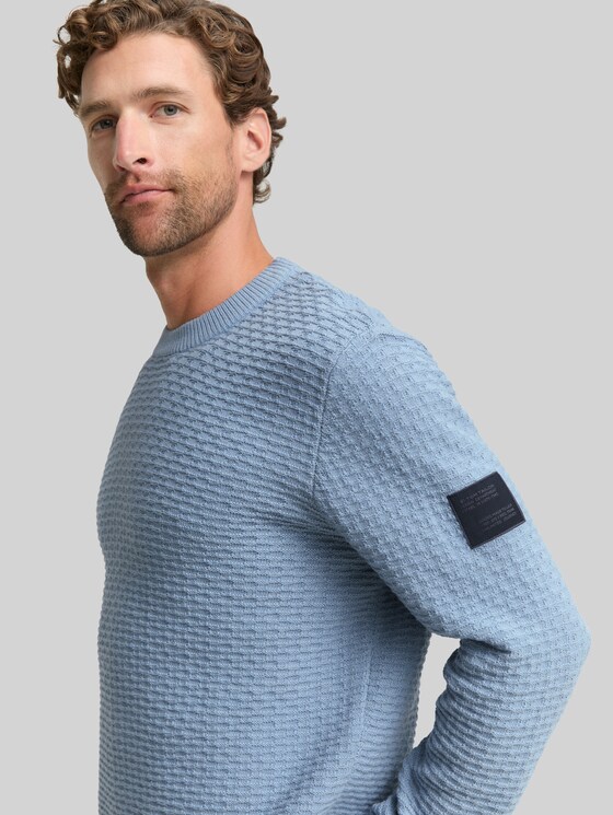 Round-neck knitted jumper - faded denim blue