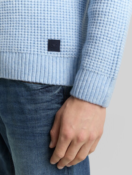 Knitted jumper with wool content - sky blue melange white core