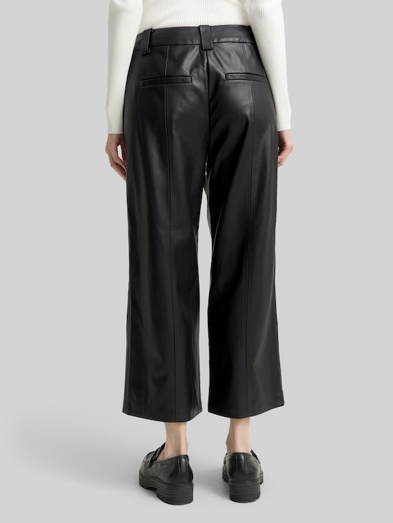Culotte trousers in leather look - deep black