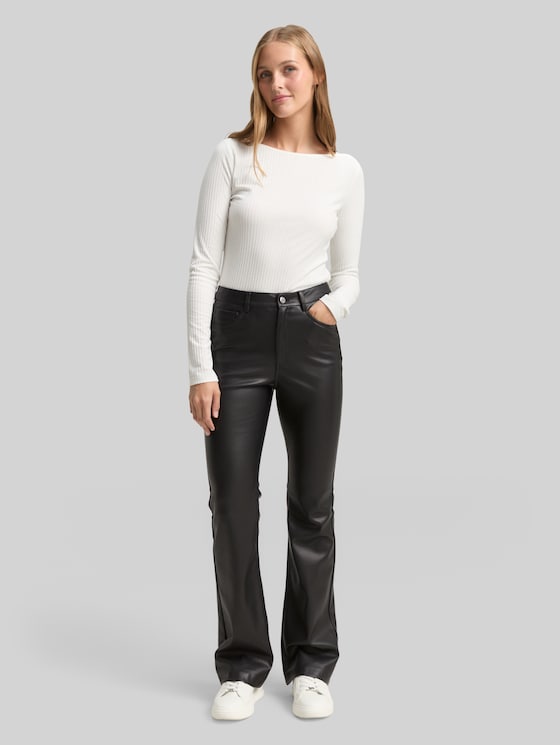 Flared trousers in leather look - deep black