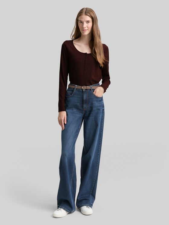 Slim-fit long-sleeved Henley - dark pecan brown