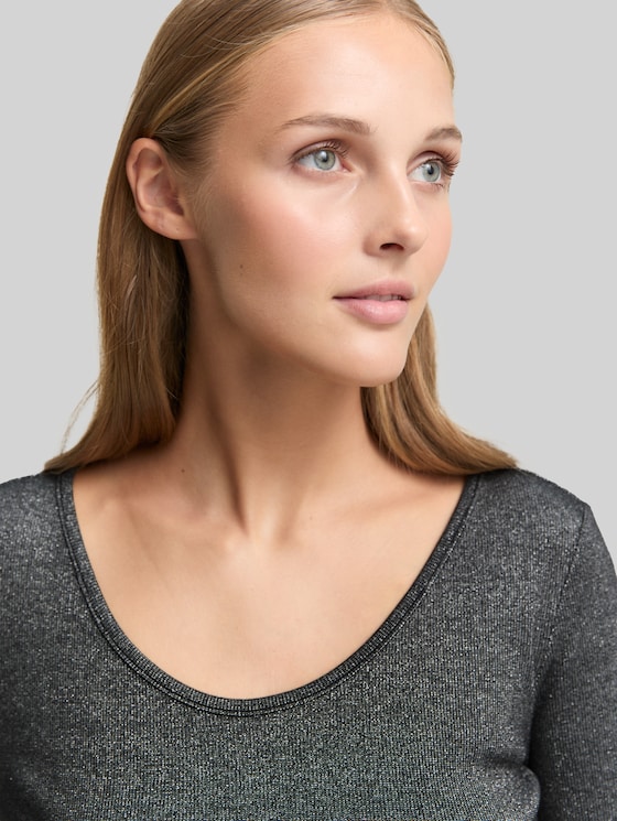 Slim-fit long-sleeved top with glitter effect - black glitter