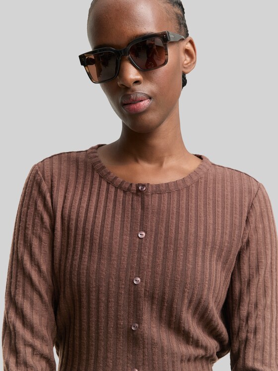 Slim-fit long-sleeved T-shirt with decorative button placket - soft chocolate brown