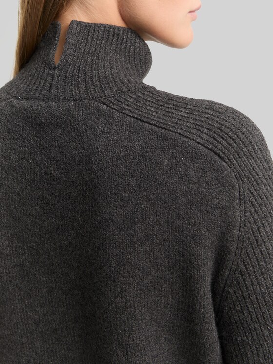 Relaxed fit knitted jumper with stand-up collar - Shale Grey Melange