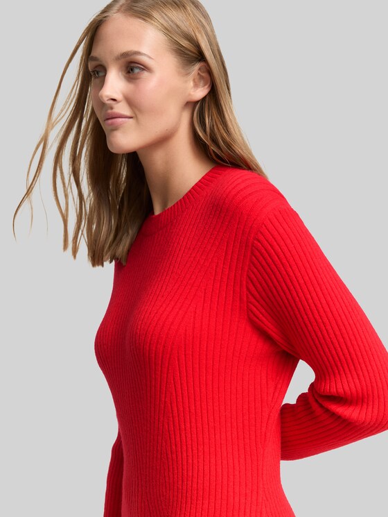 Fitted mini dress in ribbed knit - brilliant red