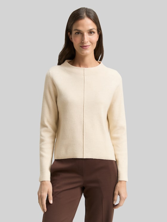 Cropped knitted jumper with stand-up collar - sand stone beige melange