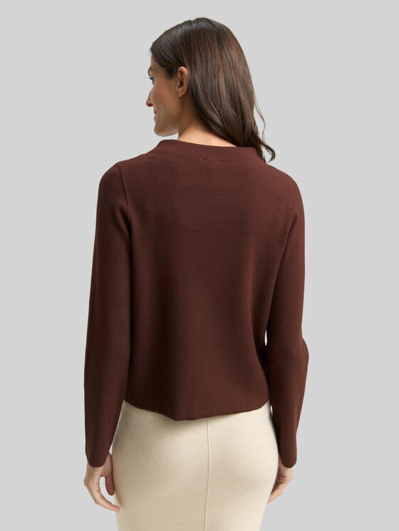Cropped knitted jumper with stand-up collar - dark pecan brown melange