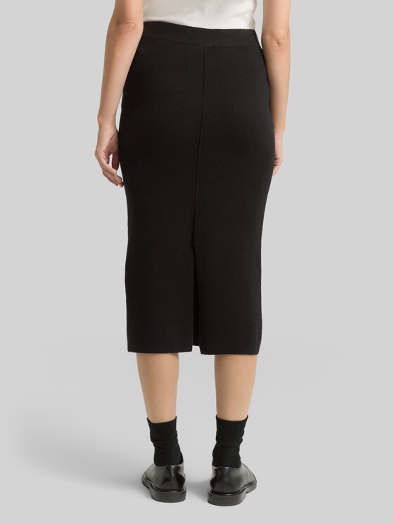 Midi skirt with slit - deep black