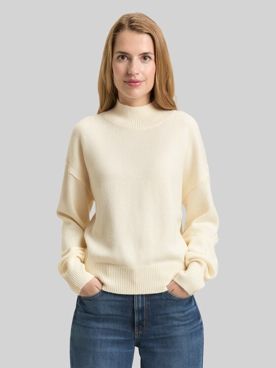 Oversized knitted jumper with stand-up collar - Whisper White