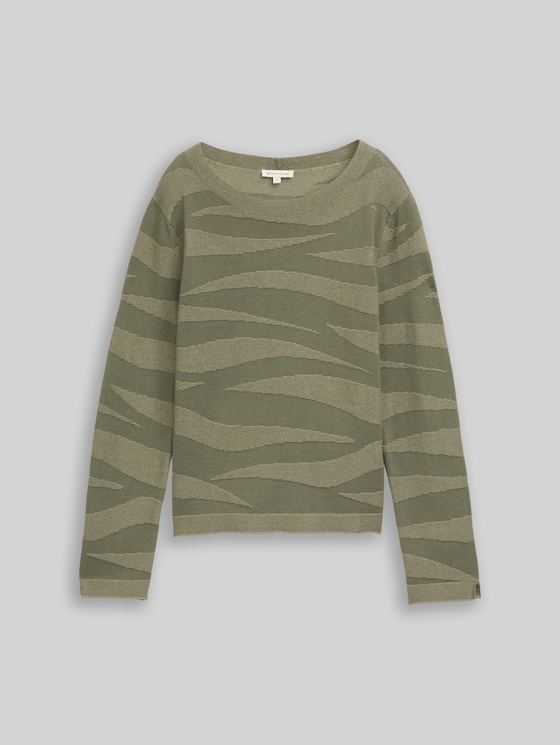 Knitted sweater with texture - green wave knit design