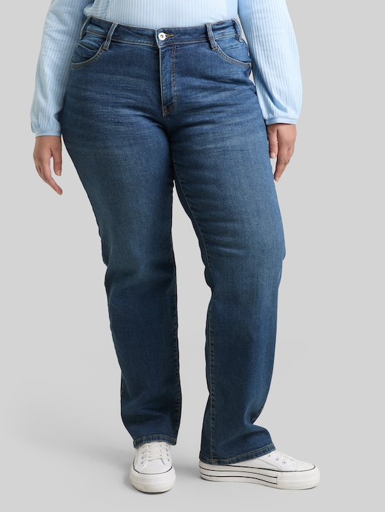 Plus Size - Straight Jeans - Clean Mid Stone Blue Denim