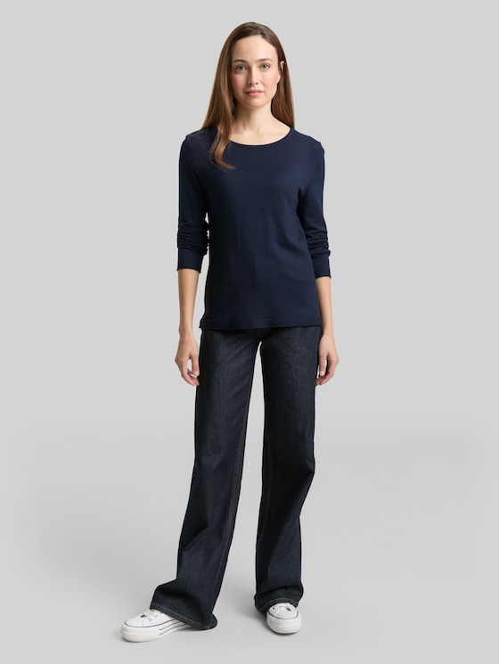 Basic knitted jumper with a round neckline - sky captain blue