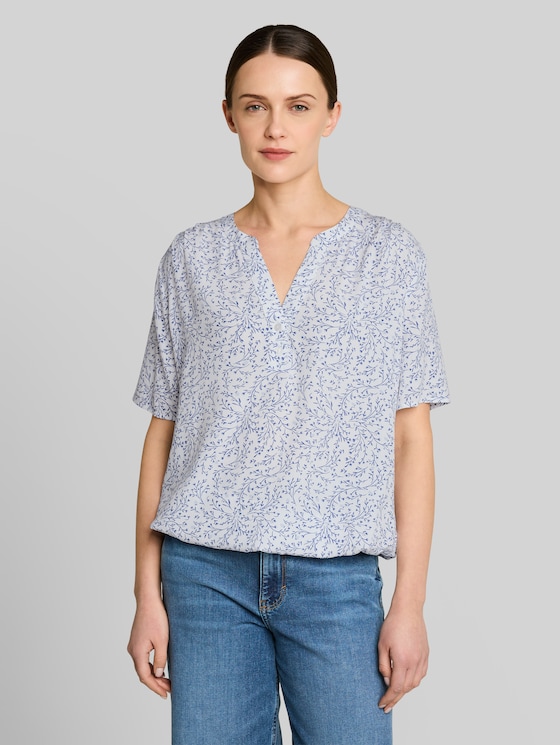Blouse with pattern - white small leaves design