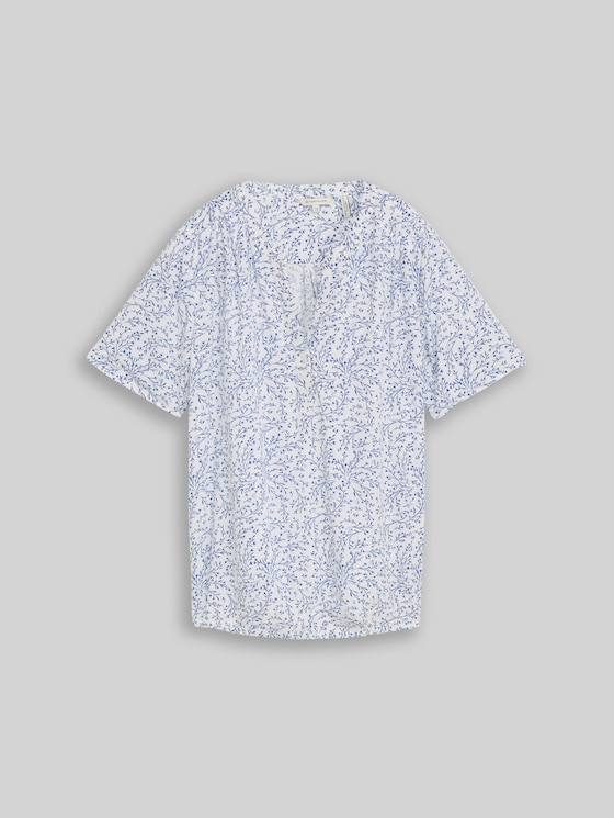 Blouse with pattern - white small leaves design