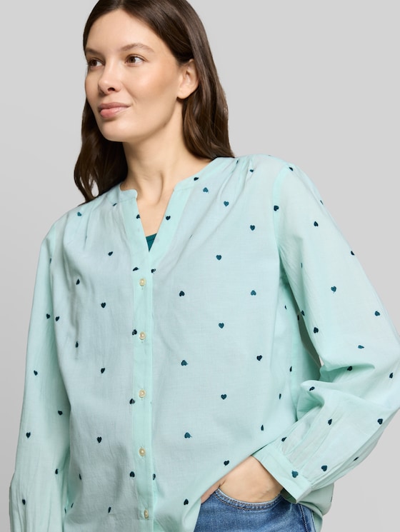 Blouse with heart embroidery - blue haze heart design