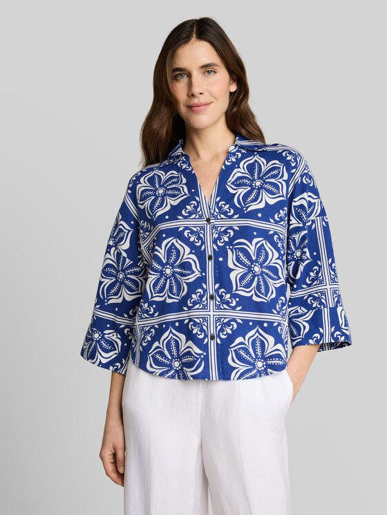 Oversized blouse with linen blend - blue flower tile design