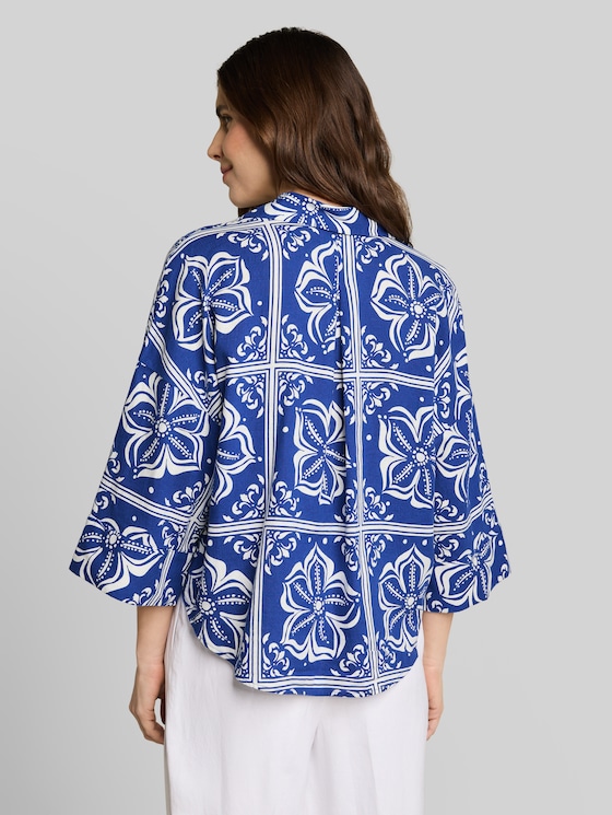 Oversized blouse with linen blend - blue flower tile design