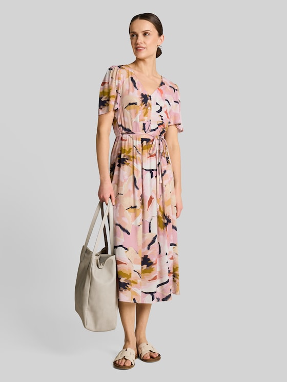 Midi dress with pattern - big abstract flower print