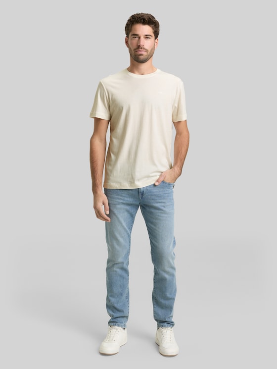 T-shirt with embroidered logo - Gardenia White