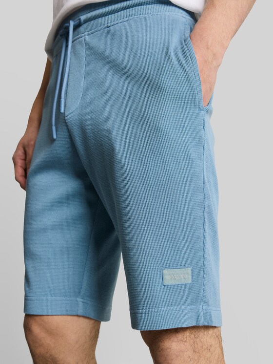 Shorts with waffle texture - mountain spring blue