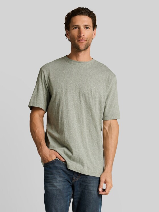T-shirt with a fine striped pattern - shadow olive fine stripe