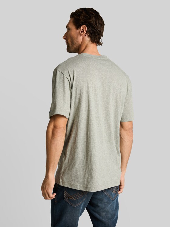 T-shirt with a fine striped pattern - shadow olive fine stripe