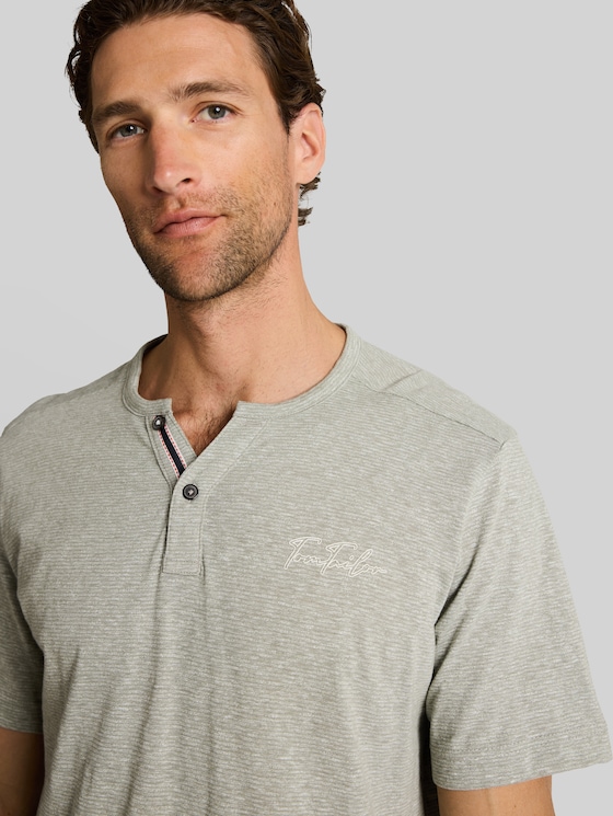 Henley T-shirt with fine stripe pattern - shadow olive fine stripe