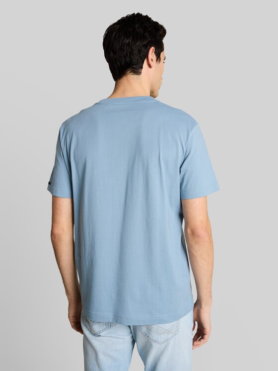 Cotton T-shirt with logo badge - mountain spring blue