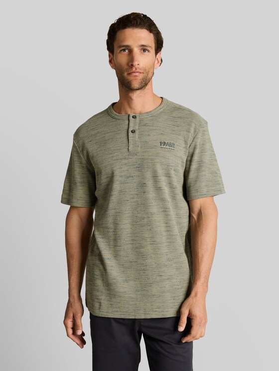 Henley T-shirt in melange look - olive grey waffle inject