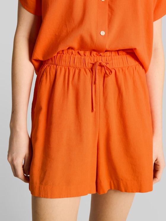 Loose-fit shorts with linen blend - Fiery Orange