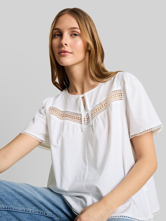 Blouse with crochet details - White