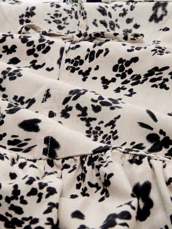 Blouse top with linen blend - beige black flower print