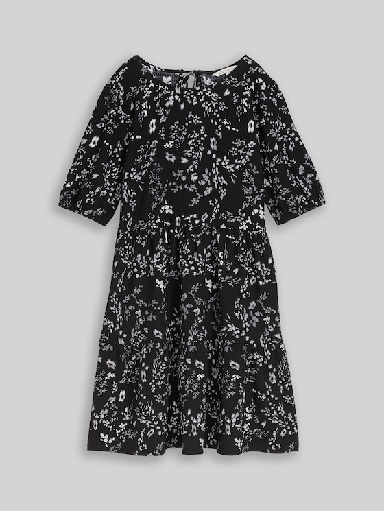 Crinkle mini dress with floral pattern - black white flower print