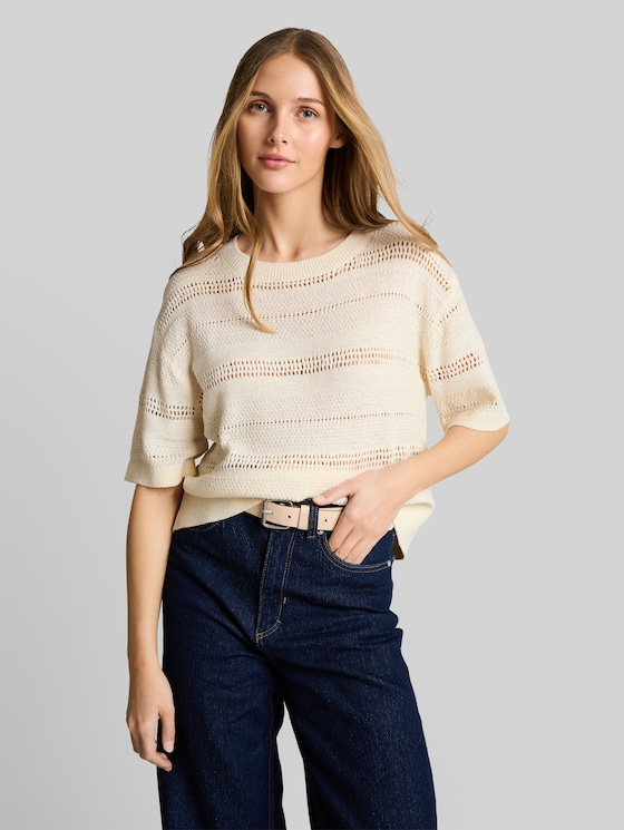 Relaxed fit knitted jumper with eyelet pattern - Gardenia White