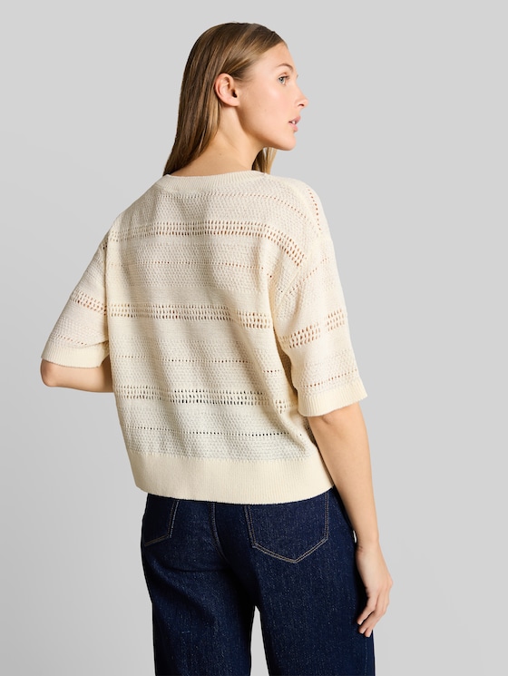 Relaxed fit knitted jumper with eyelet pattern - Gardenia White