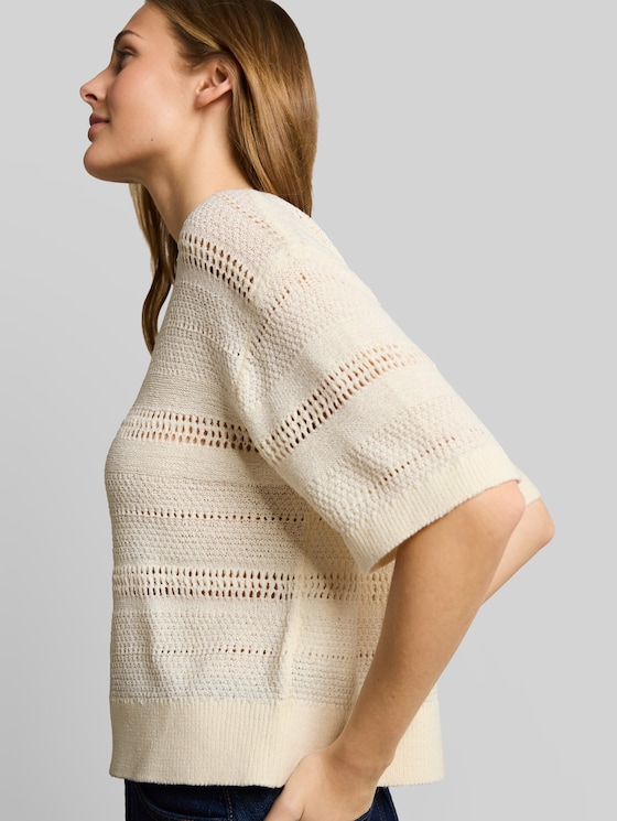 Relaxed fit knitted jumper with eyelet pattern - Gardenia White