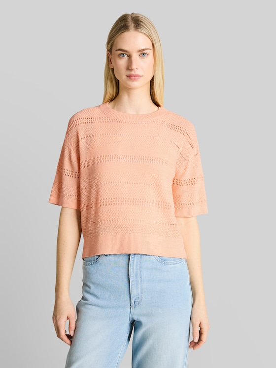 Relaxed fit knitted jumper with eyelet pattern - Orange Parfait
