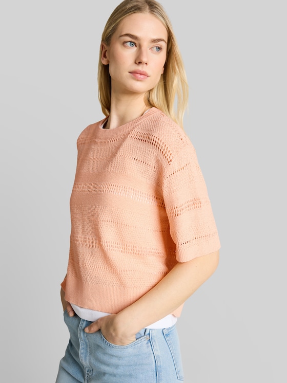Relaxed fit knitted jumper with eyelet pattern - Orange Parfait